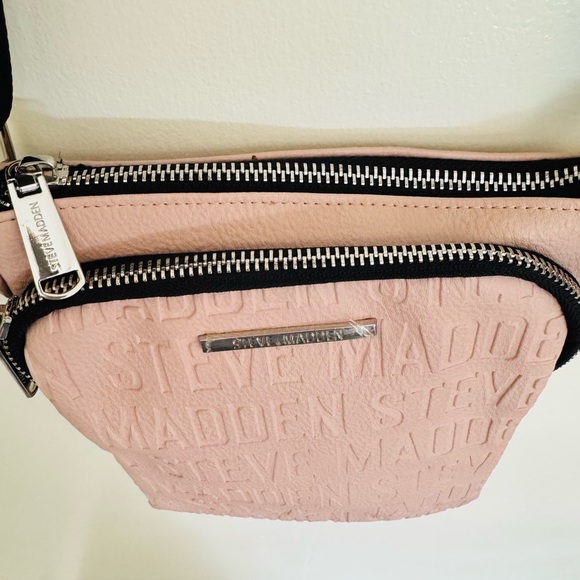 Steve Madden Blush Pink Embossed Crossbody - Picture 3 of 14